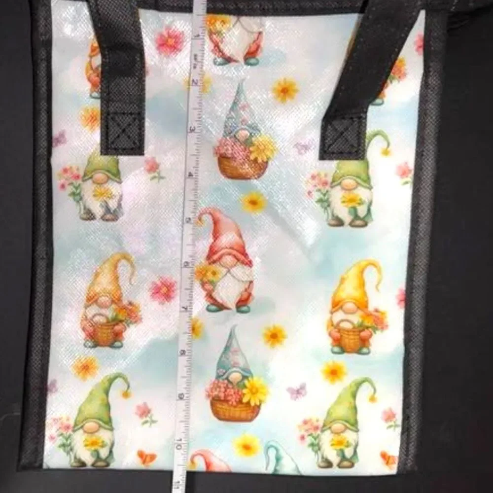 Gnome Insulated Lunch Bag with Zipper